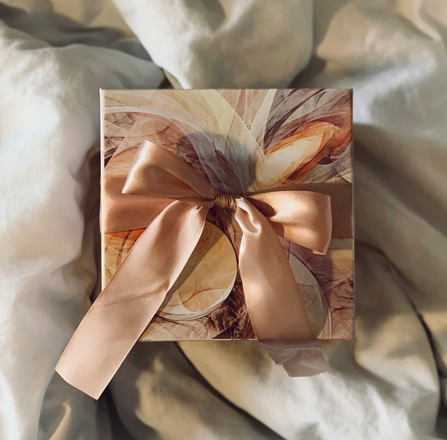 Garbarini’s Fashion and Gift Guide for the Holiday Season