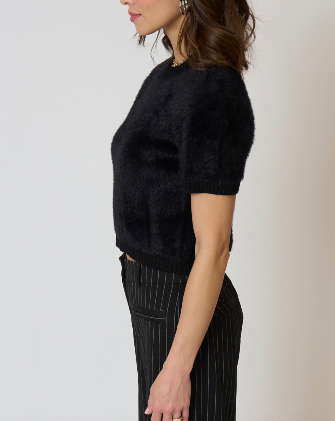 Roman Eyelash Tee with Shoulder Pads