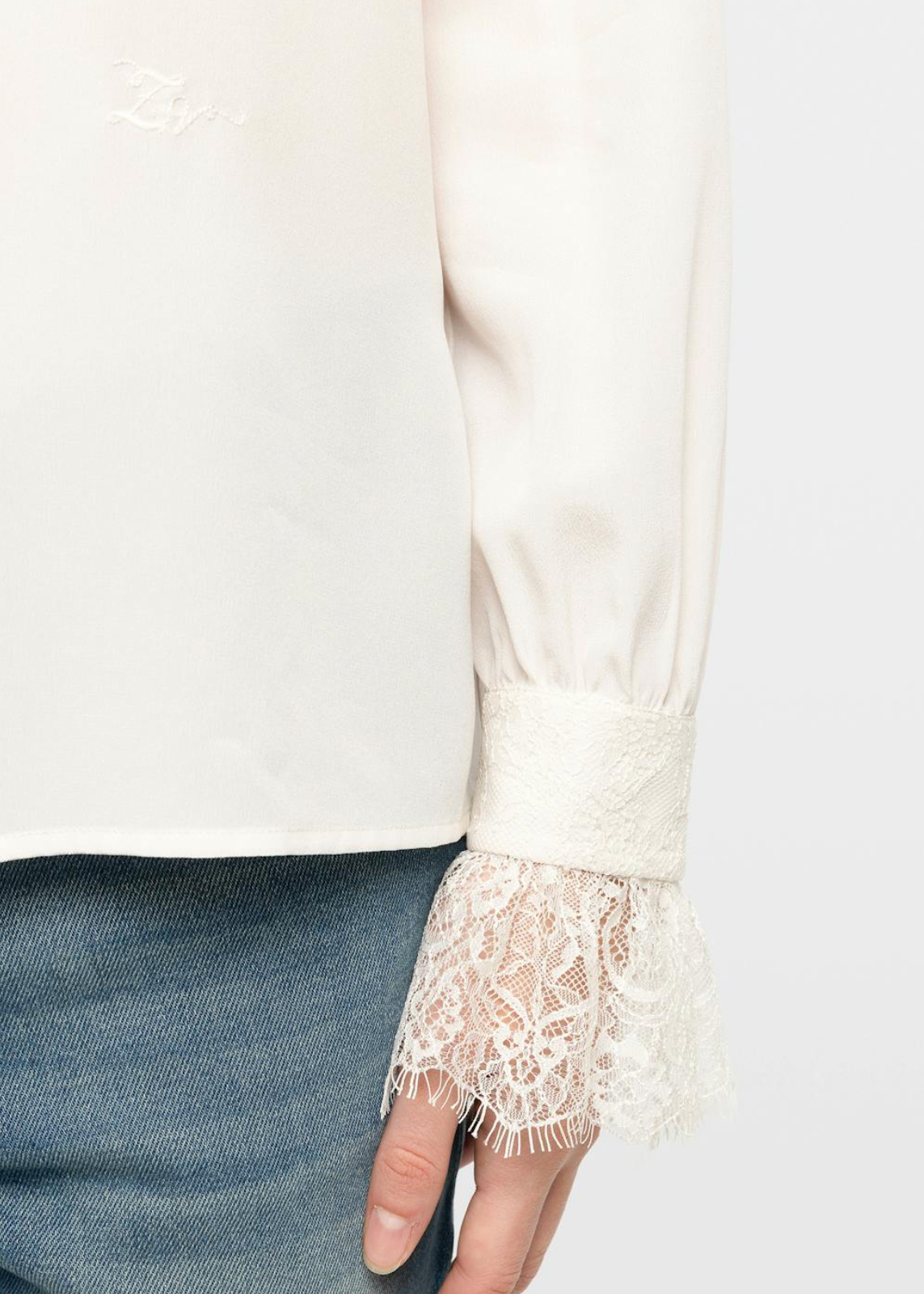 Thely Lace Blouse