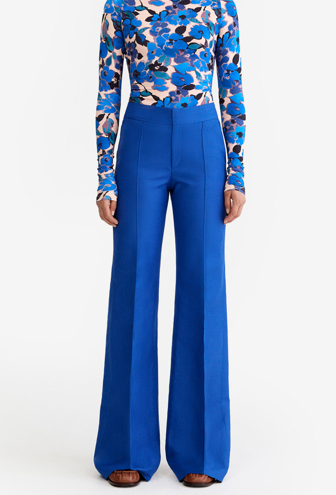 Wide Leg Pintuck Trouser