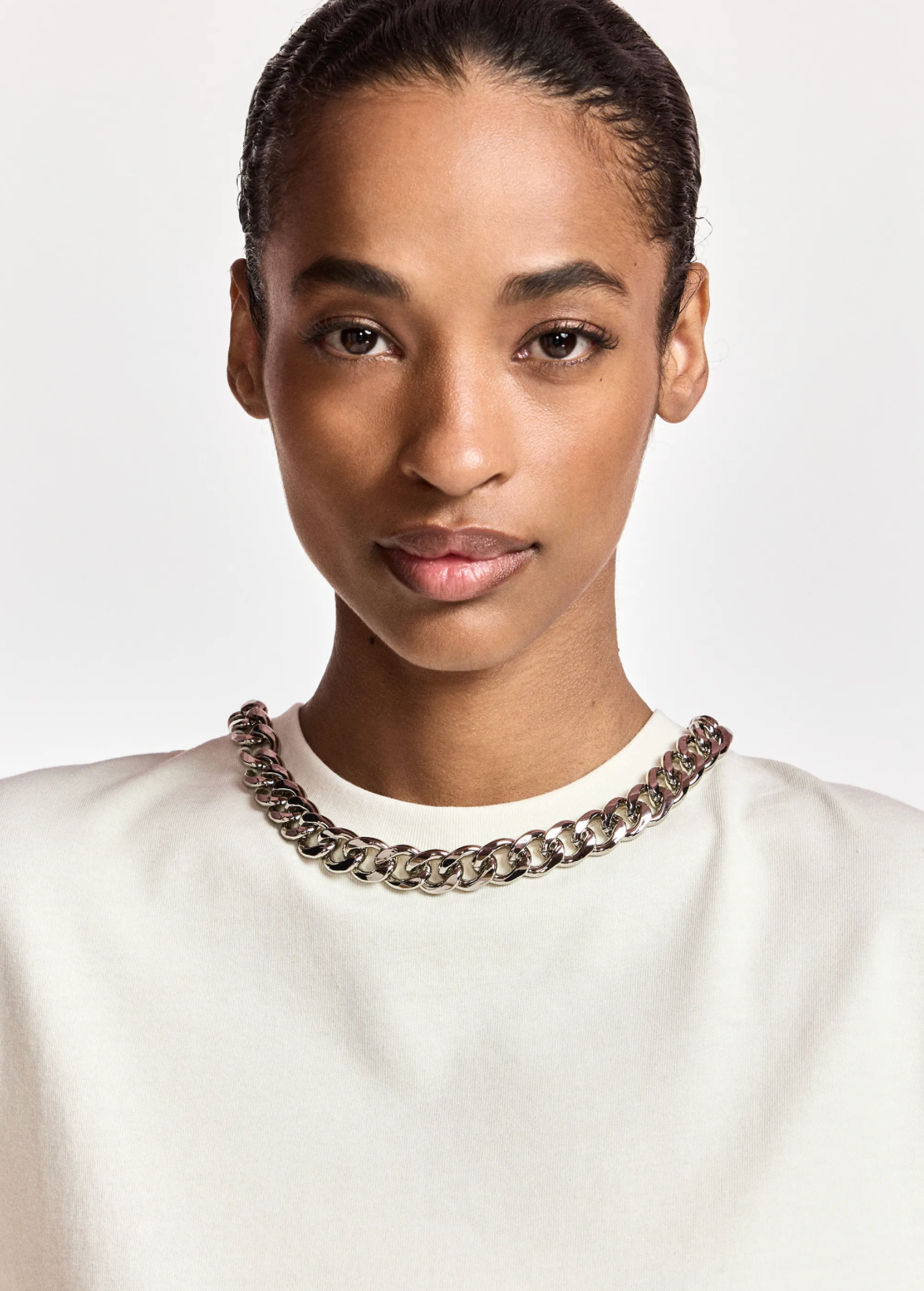 Klaim T-Shirt with Chain