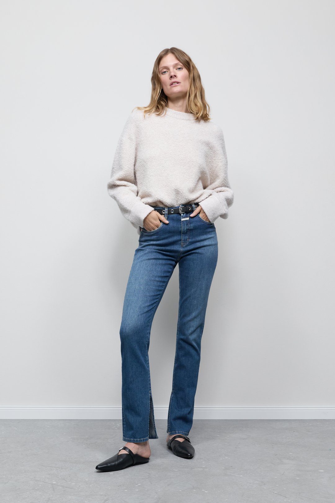 Jayden Jean with Split Ankle