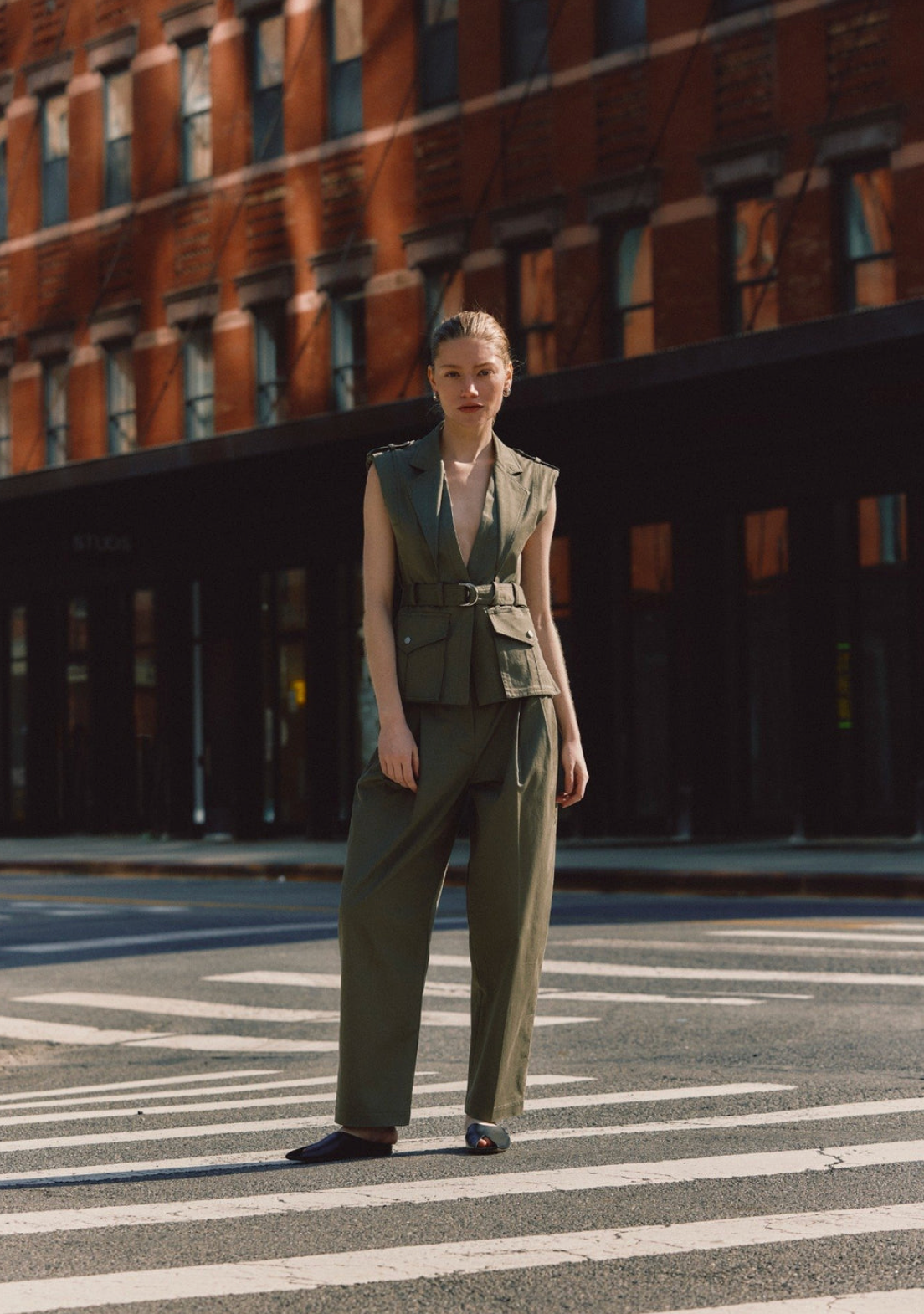 Asher Stretch Cotton Twill Pleated Trouser