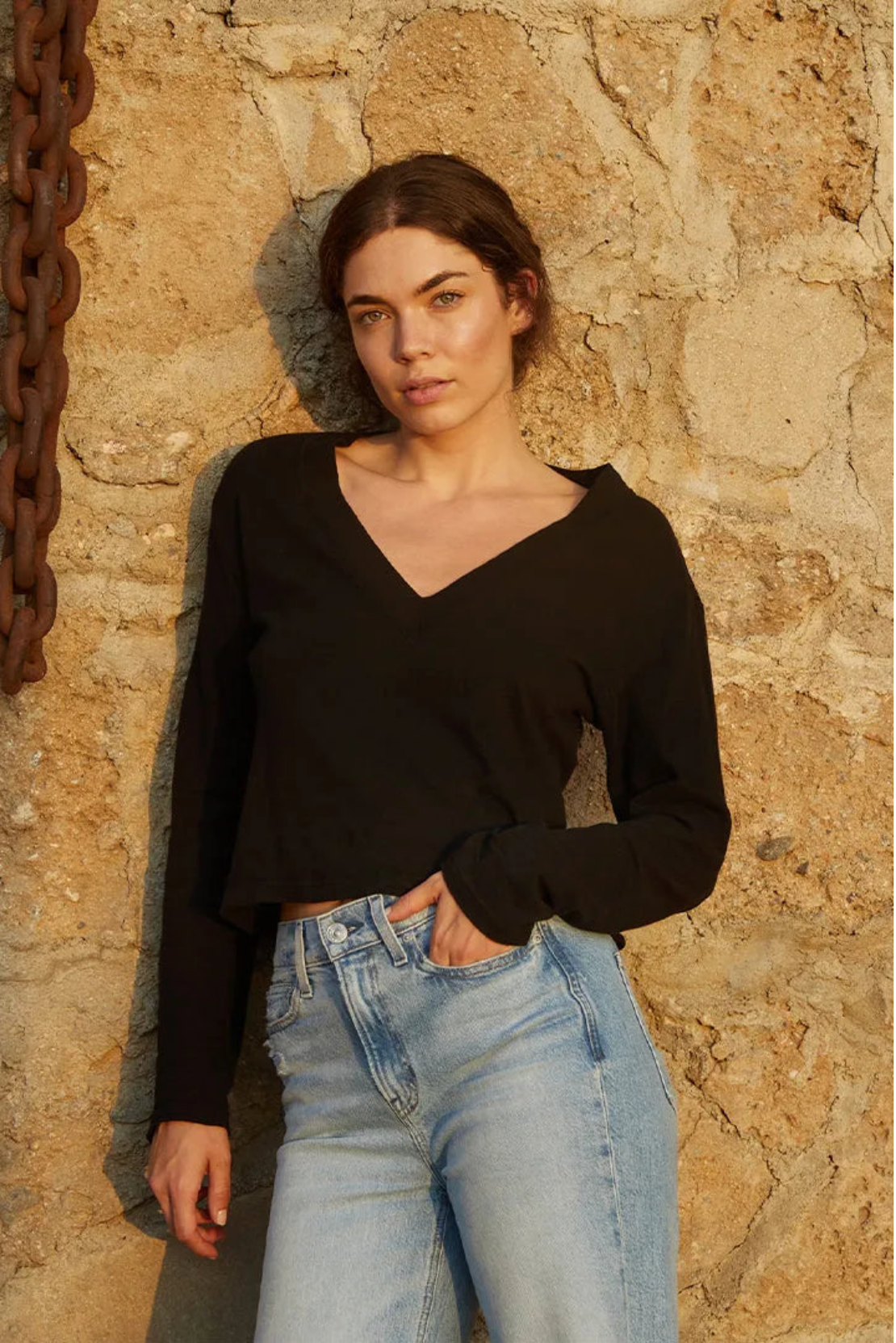 Jimi Cotton Long Sleeve Boxy V-Neck Tee