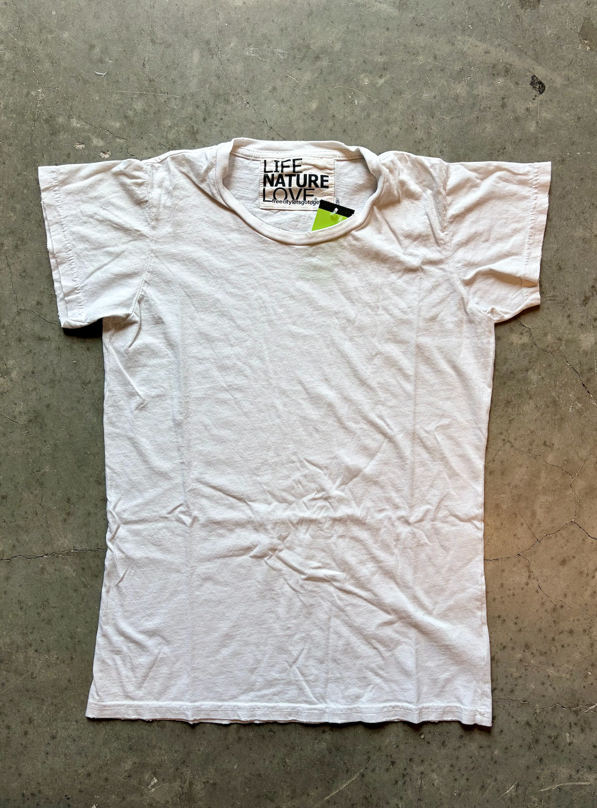 Laundry White