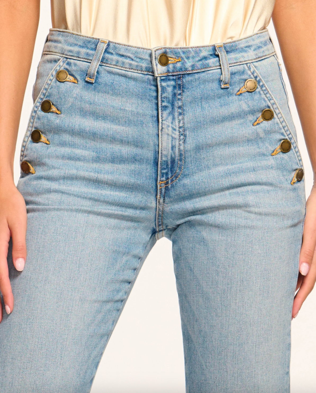Helena Flare Jean -Light Wash