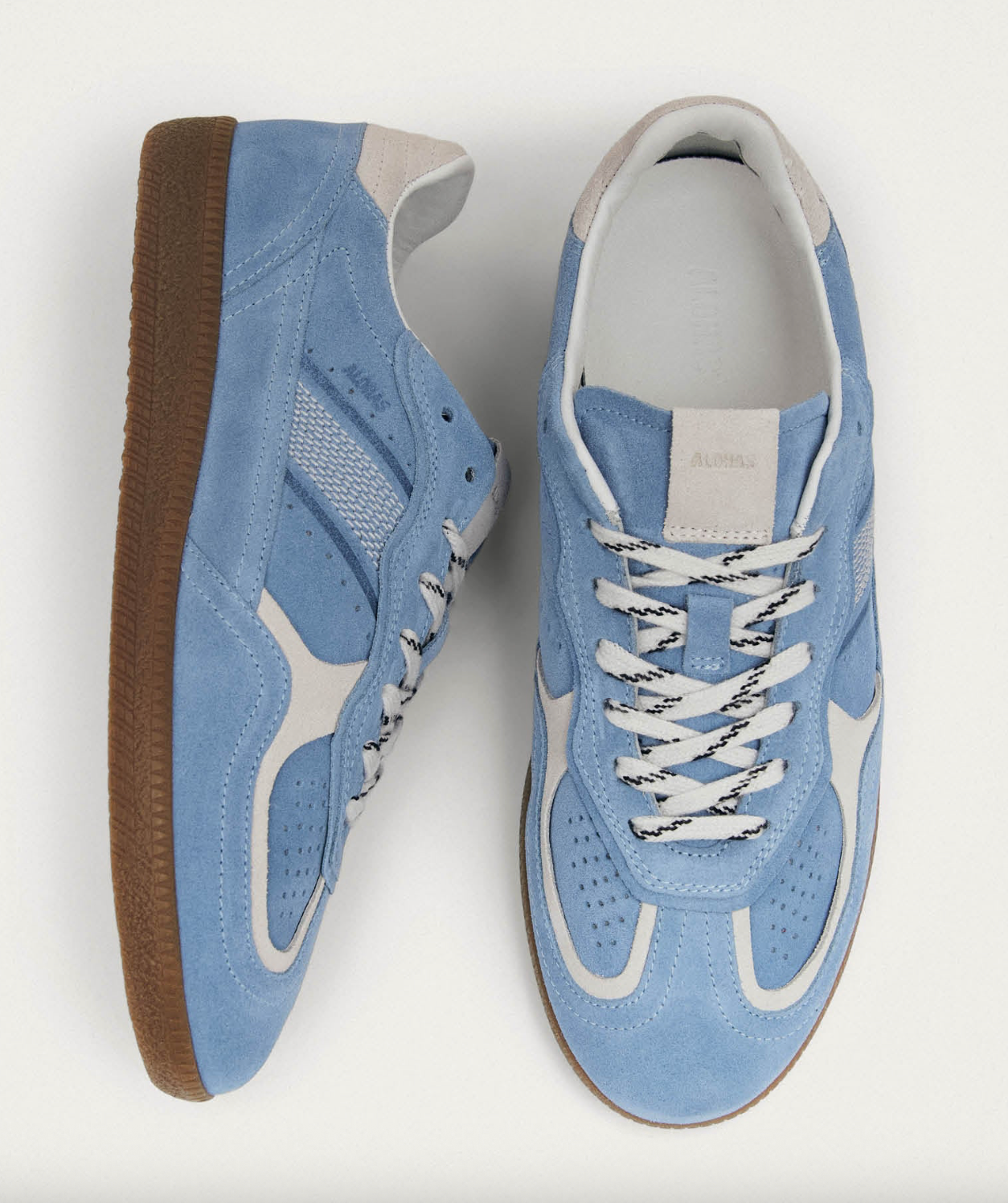 490 Rife Sneaker