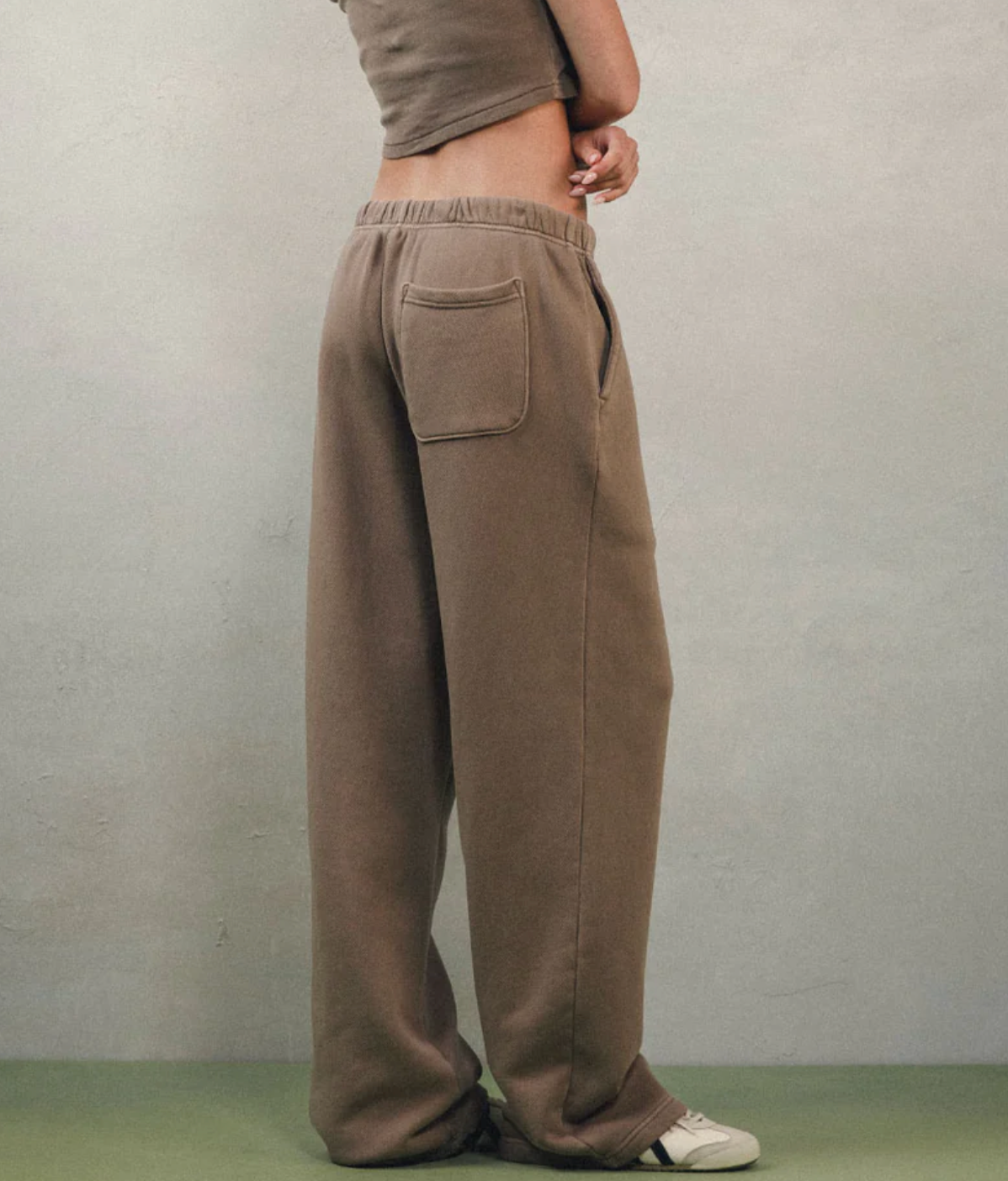 Core Straight Leg Sweatpant