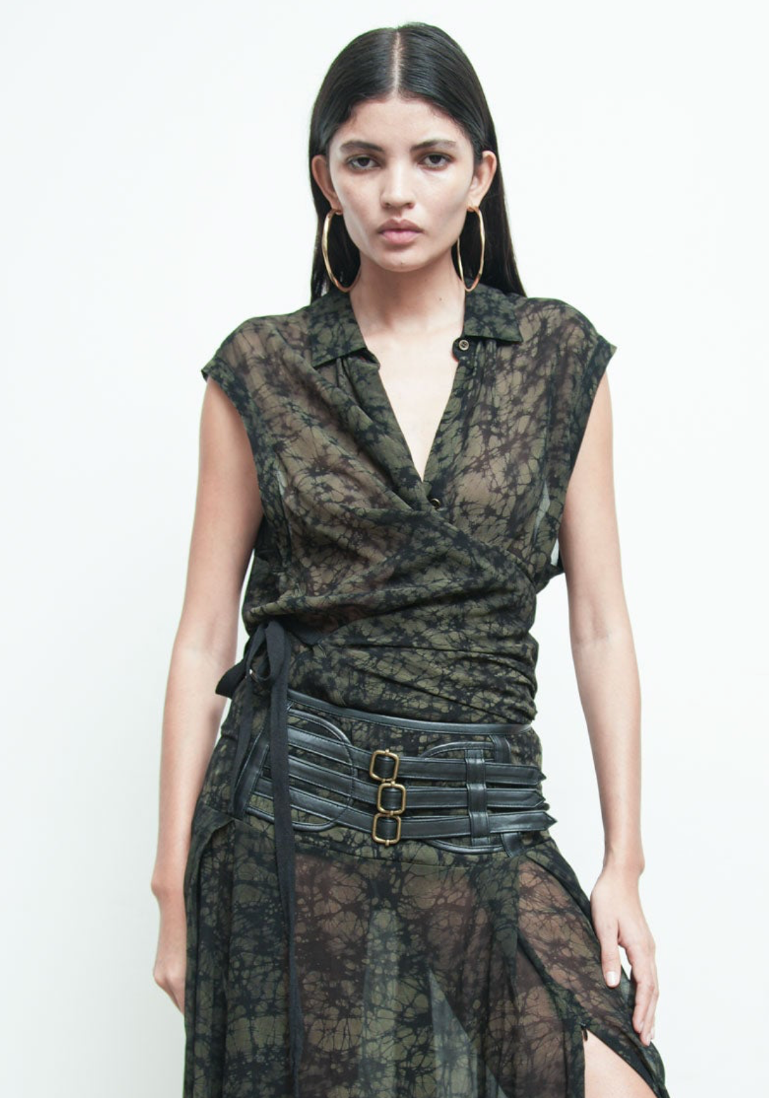 Sleeveless Roux Shirt