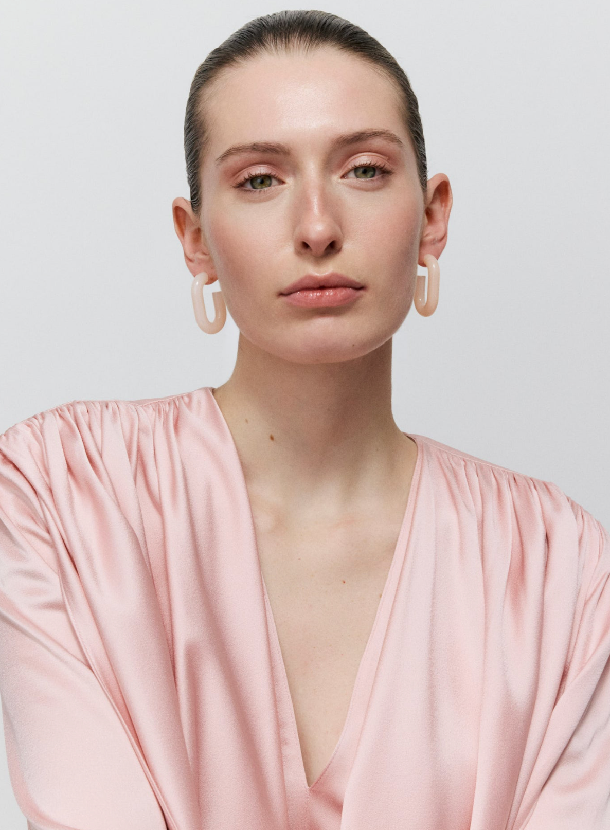 New Oval Earring