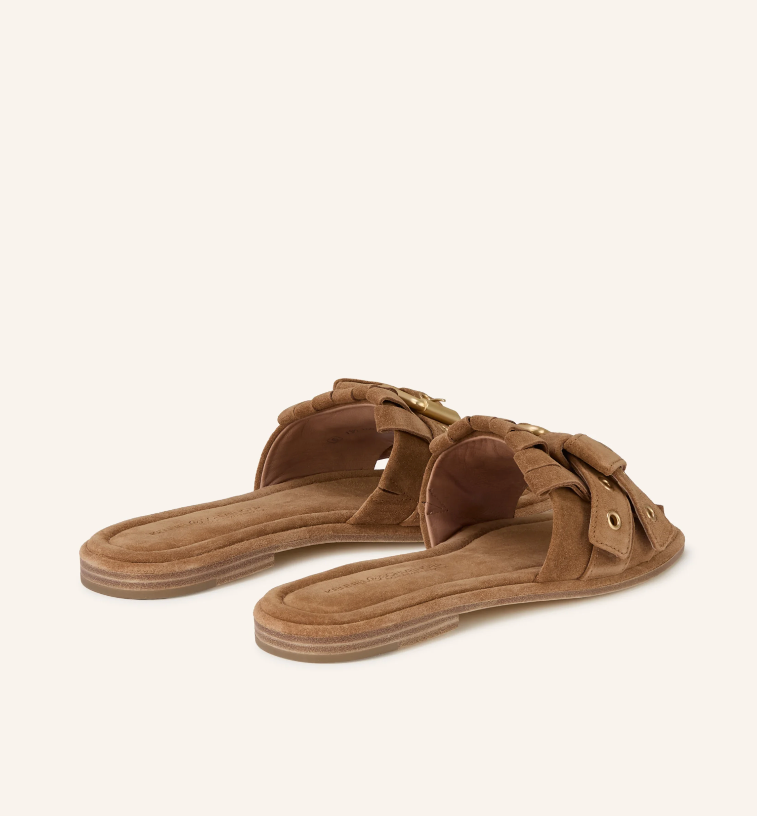 Lya Kiltie Slide