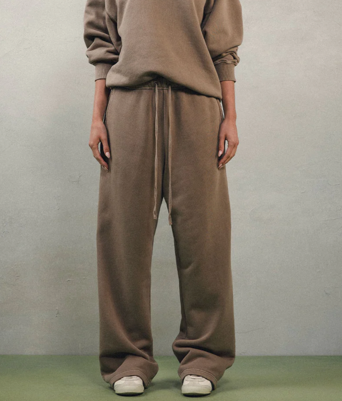Core Straight Leg Sweatpant