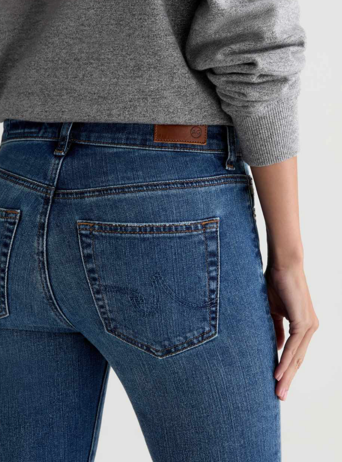 Mari Mid Rise Slim Straight