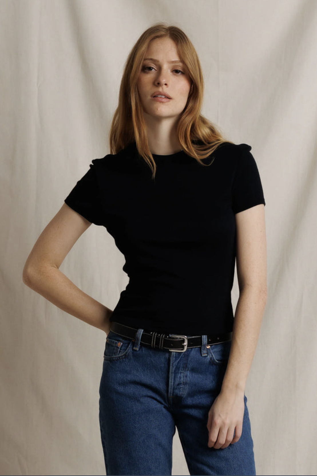 Perfect White Tee Lili Short Sleeve Crew True Black 