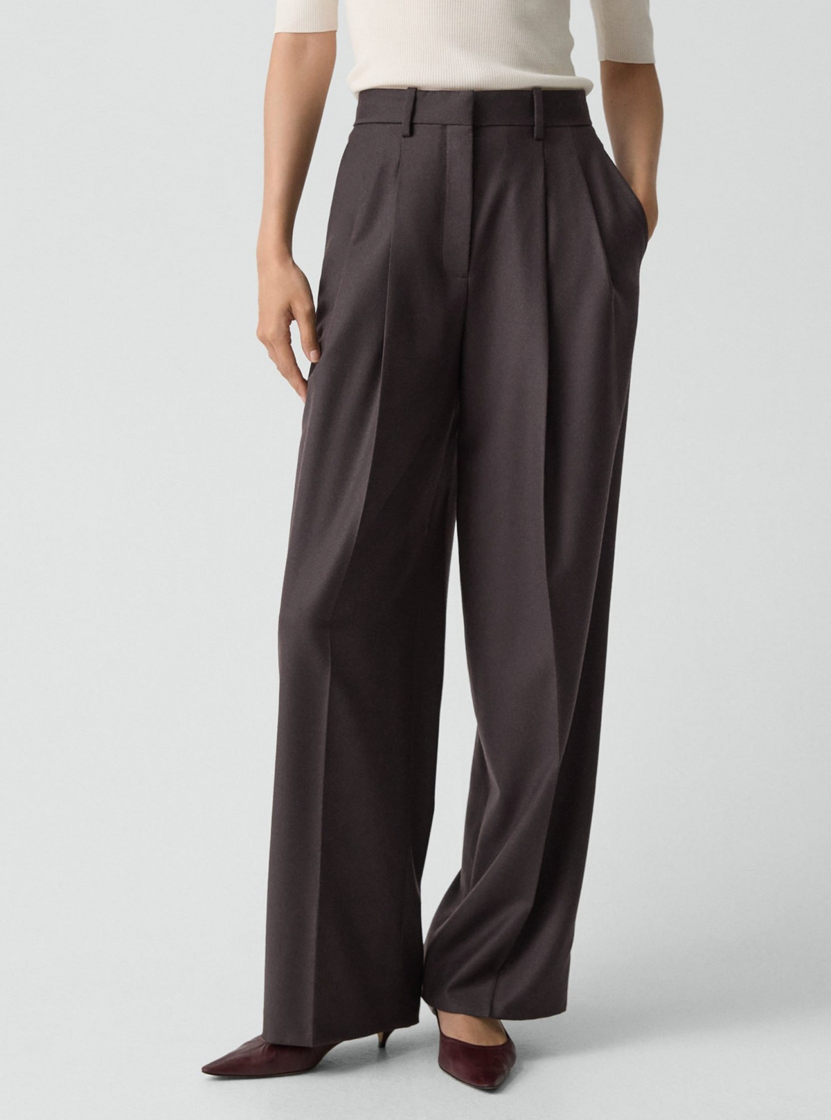 Wide Leg Pleated Trouser