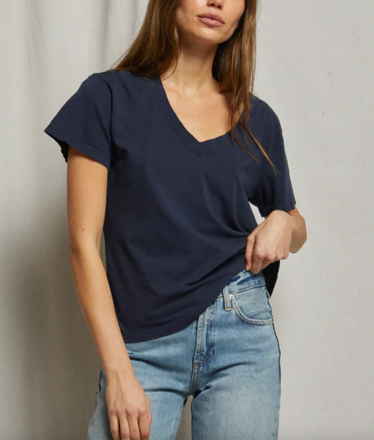 Hendrix Short Sleeve Boxy V-Neck