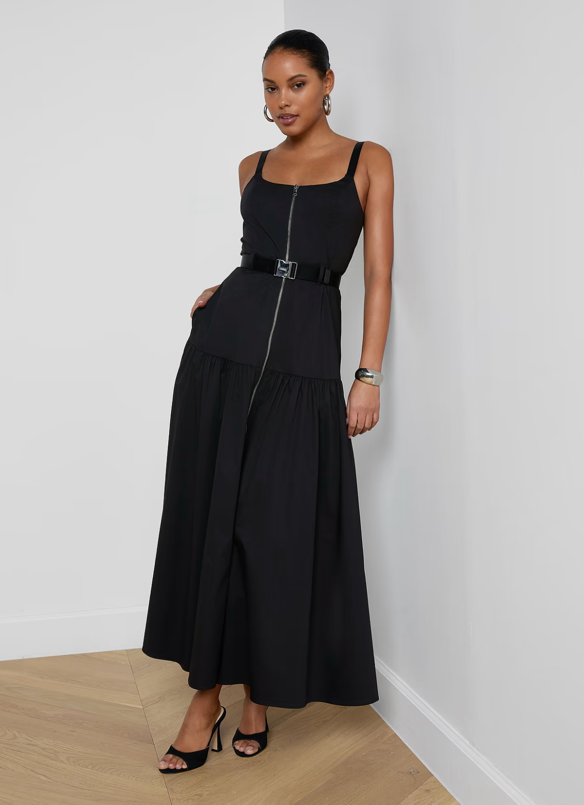 Shop Designer Dresses For Women - Elegant & Trendy Dresses Denver - Garbarini Shop Designer Dresses For Women - Elegant & Trendy Dresses Denver - Garbarini