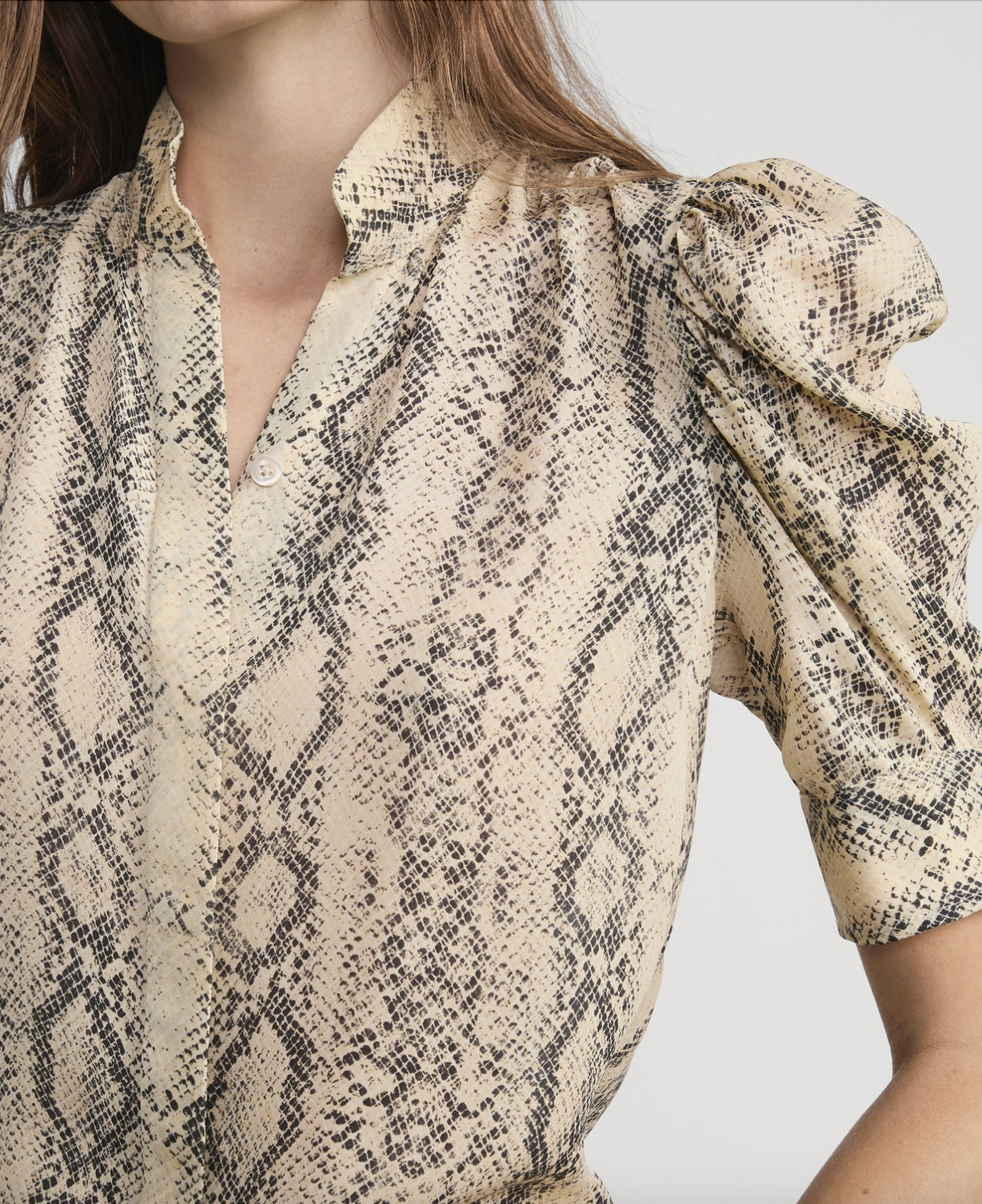 The Snake Gillian Top