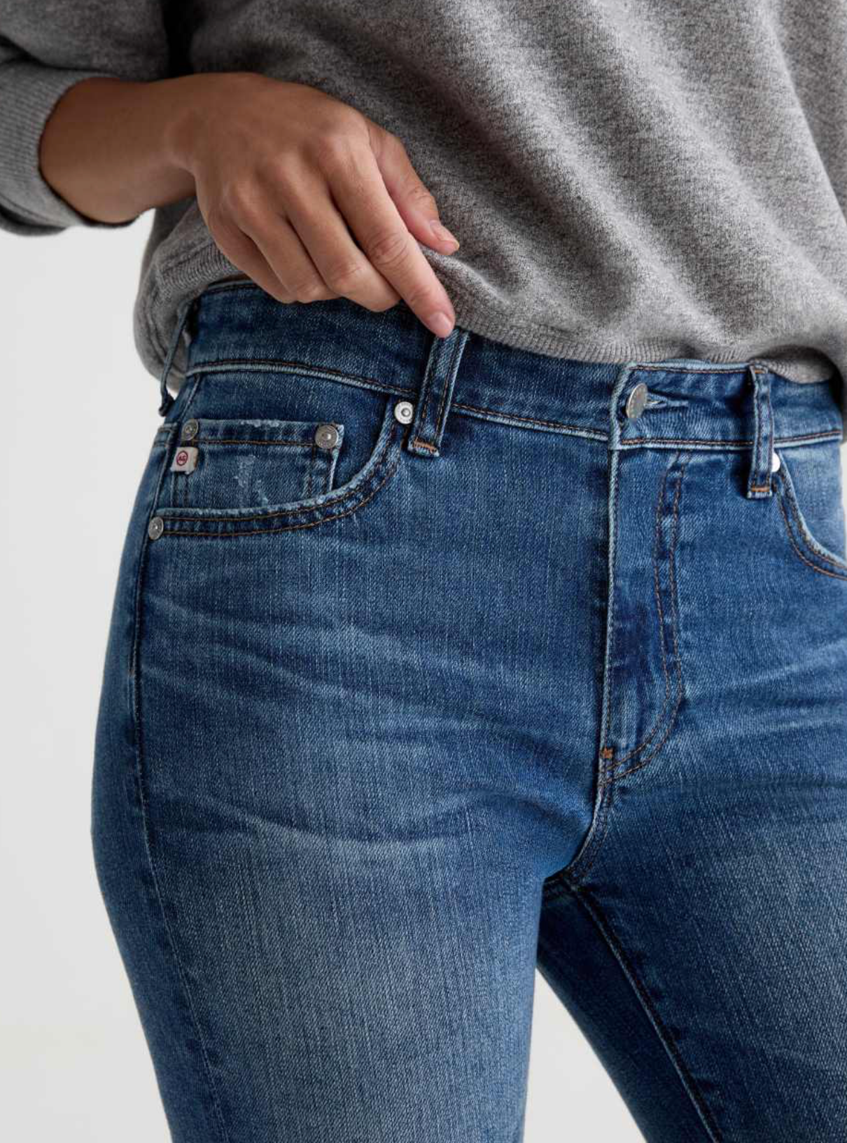 Mari Mid Rise Slim Straight